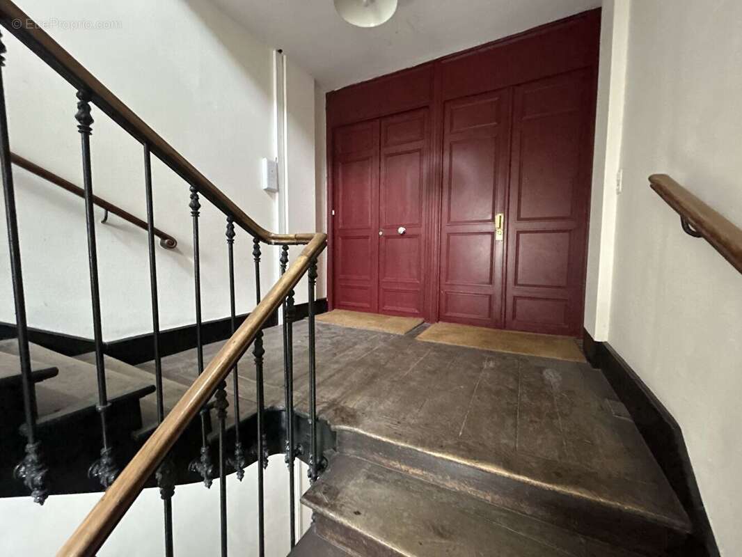 Adresse de prestige, appartement d' exception à vendre. Centre ville de Quimper - Réf. 60 - photo 17