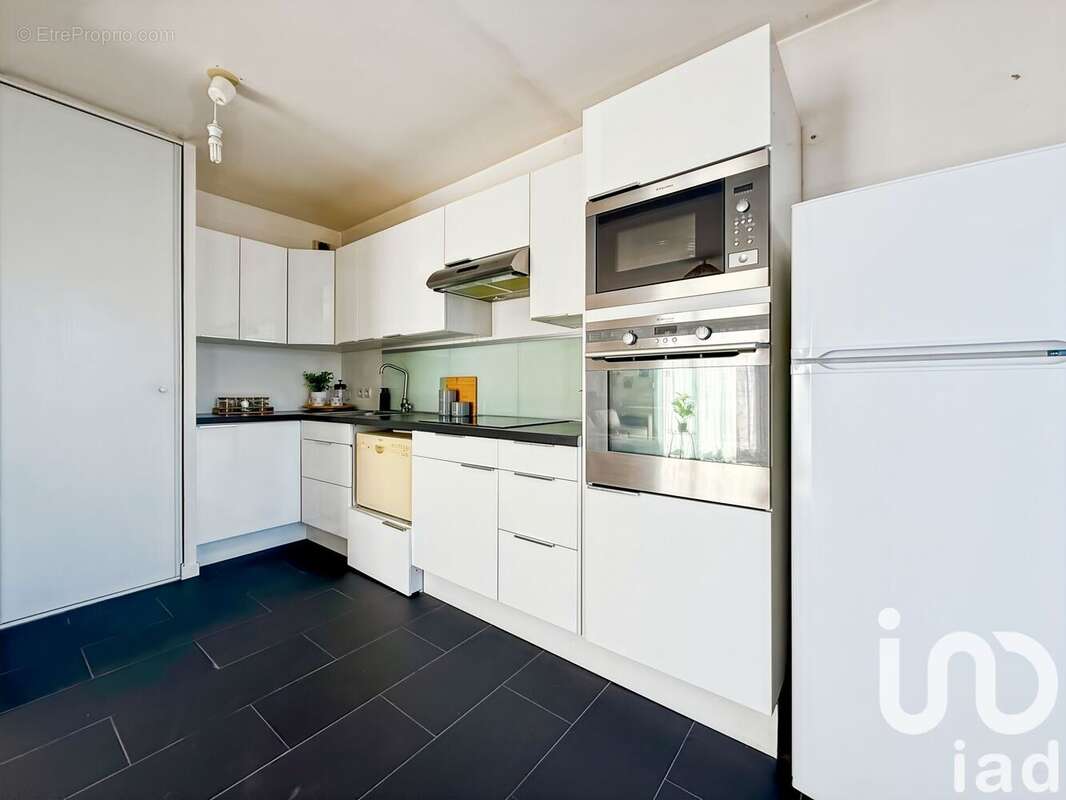 Photo 4 - Appartement à SAINTE-GENEVIEVE-DES-BOIS