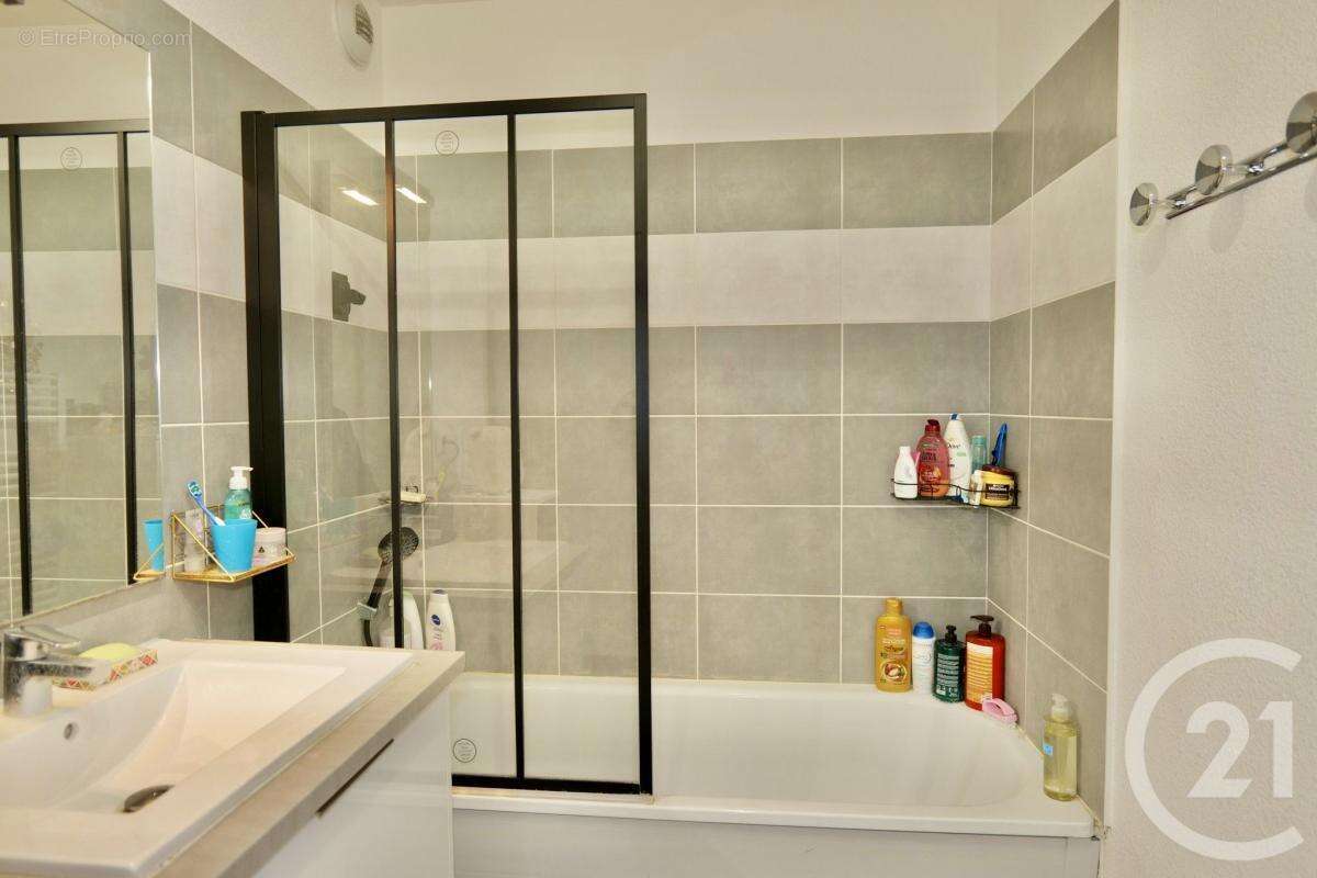 Appartement à CASTELNAU-LE-LEZ