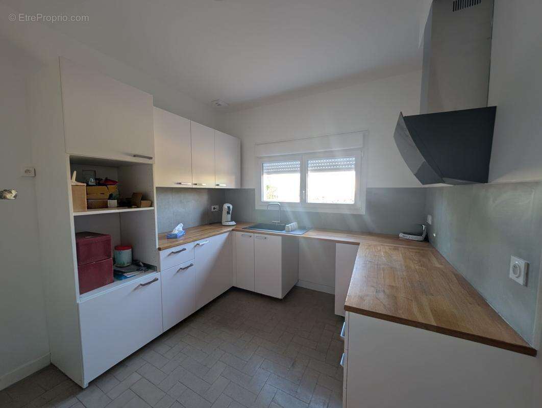 Maison 5 pièces À Vendre Pézenas - photo 3