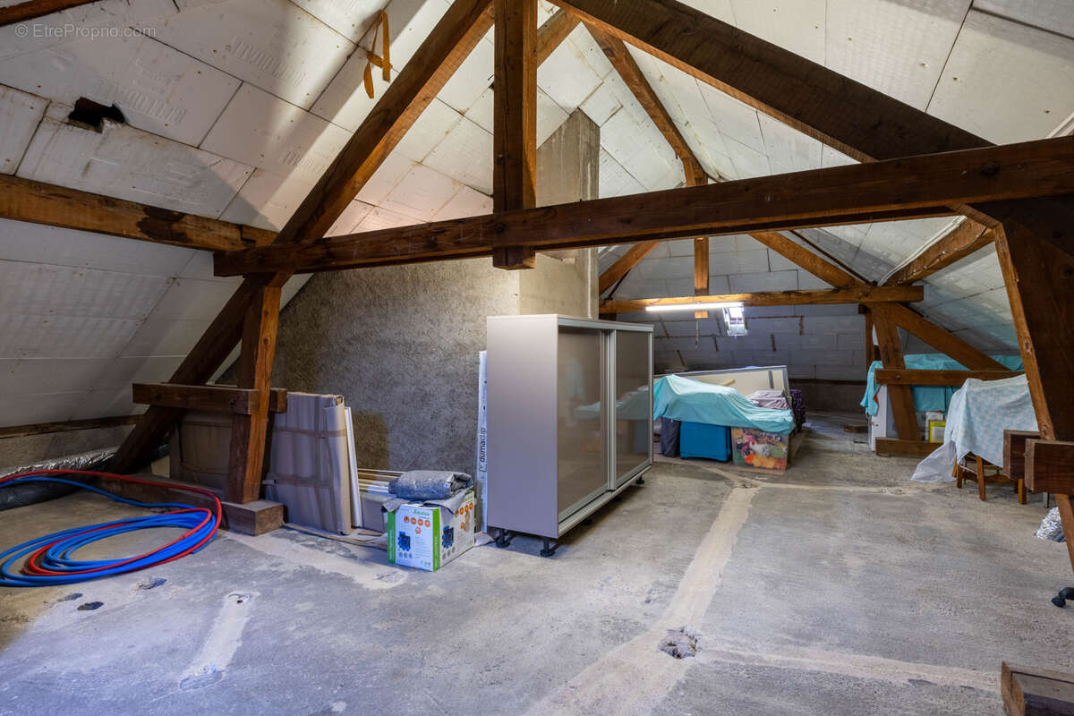 Maison à SAINTE-MARIE-AUX-CHENES