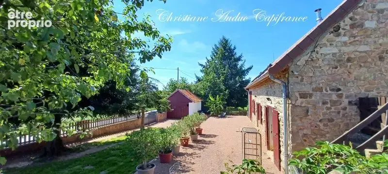Charolles à 5 minutes, Maison en pierres, rénovée, de 128 m² avec grange attenante aménageable, sur terrain de 2 357 m² - photo 7
