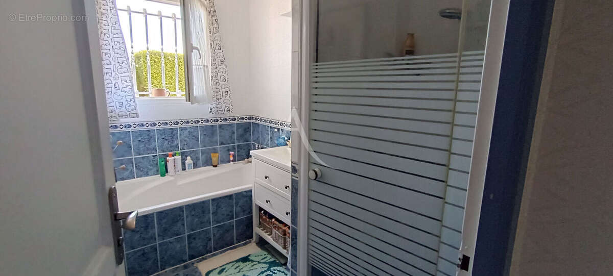 Maison à SAINT-NAZAIRE-SUR-CHARENTE