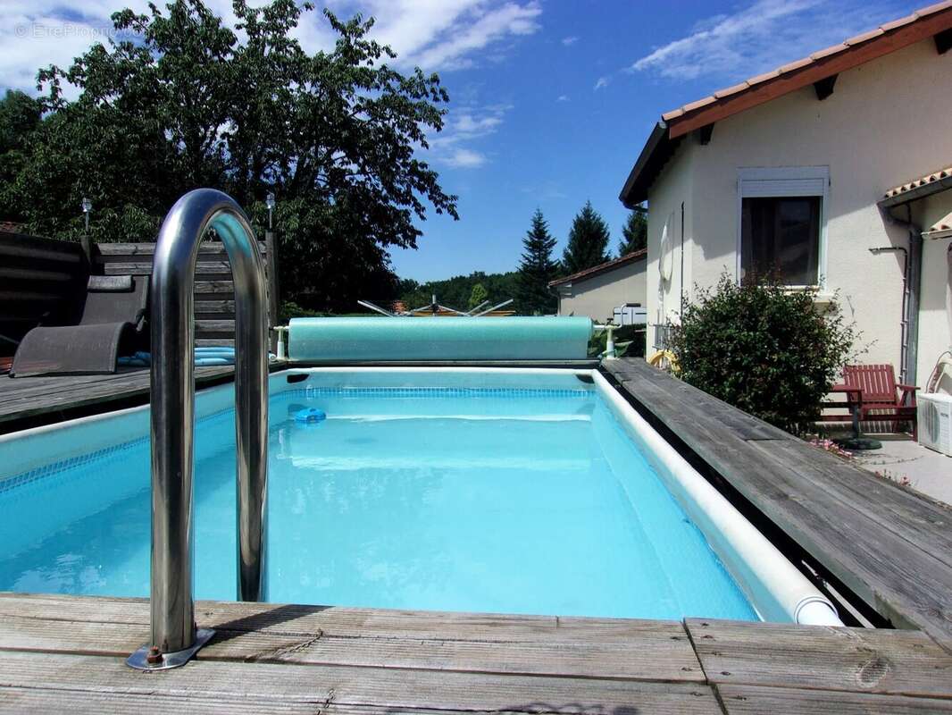 Maison à SAINT-PARDOUX-ISAAC