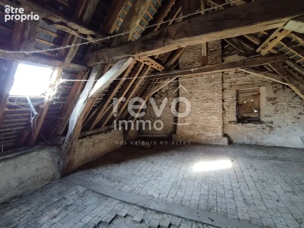 Belle demeure du 19ème dans petit village de caractère en bord de Loire - photo 9