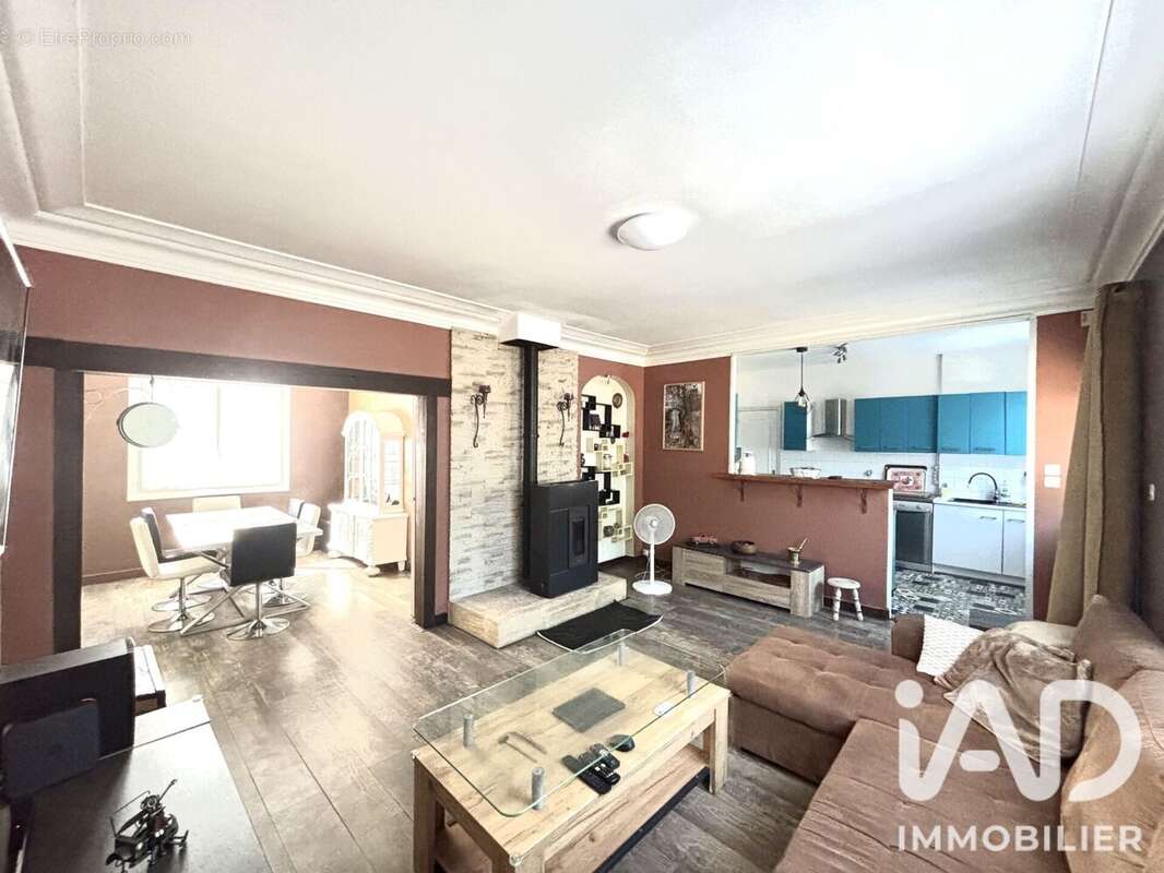 Maison 93 m² à Bassillac  - photo 5