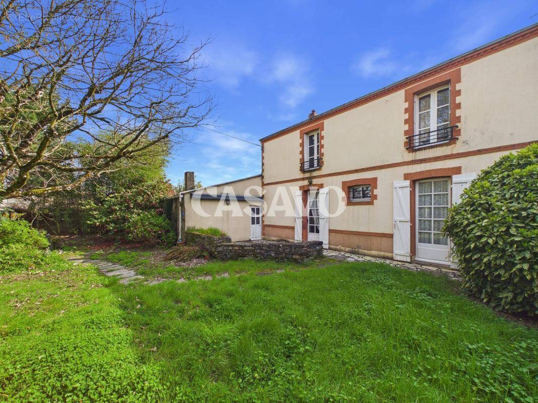 Maison à BOUGUENAIS