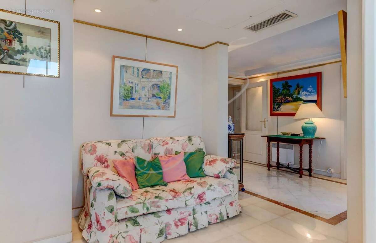 Appartement à BEAUSOLEIL