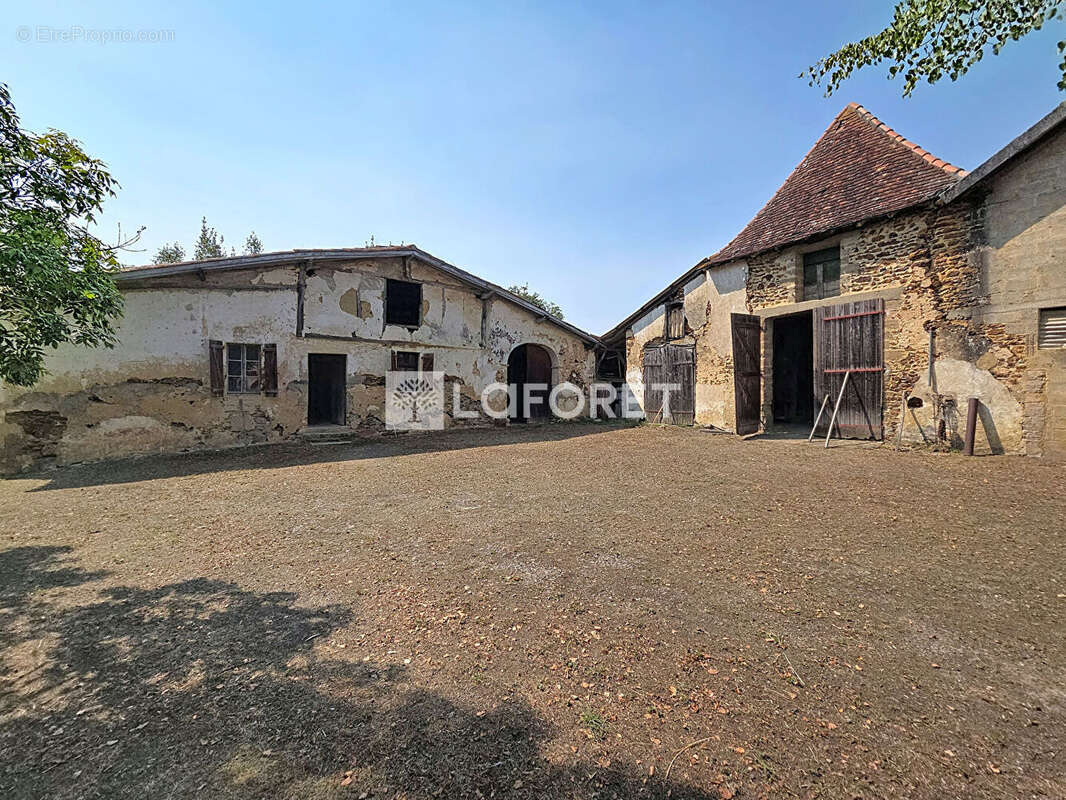 Maison de plain pied Proche Orthez 6 pièce(s) 124m² - photo 15