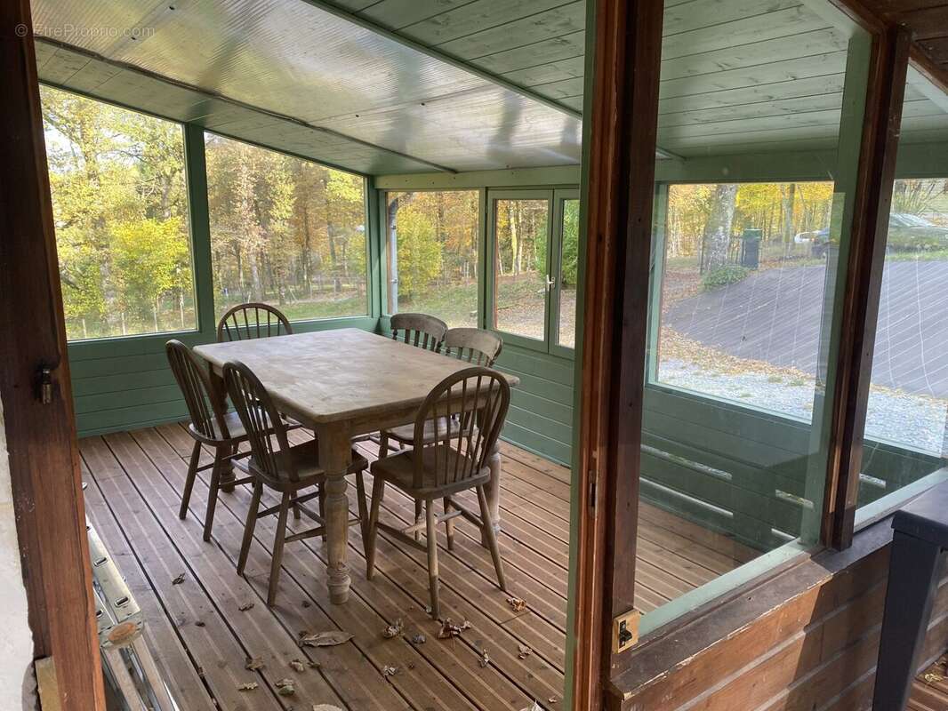 Maison à PEYRAT-LE-CHATEAU