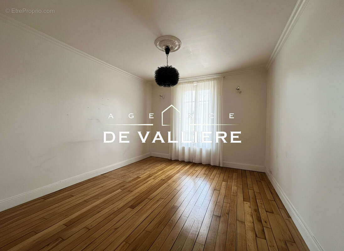 Appartement Nanterre CENTRE-VILLE - photo 2