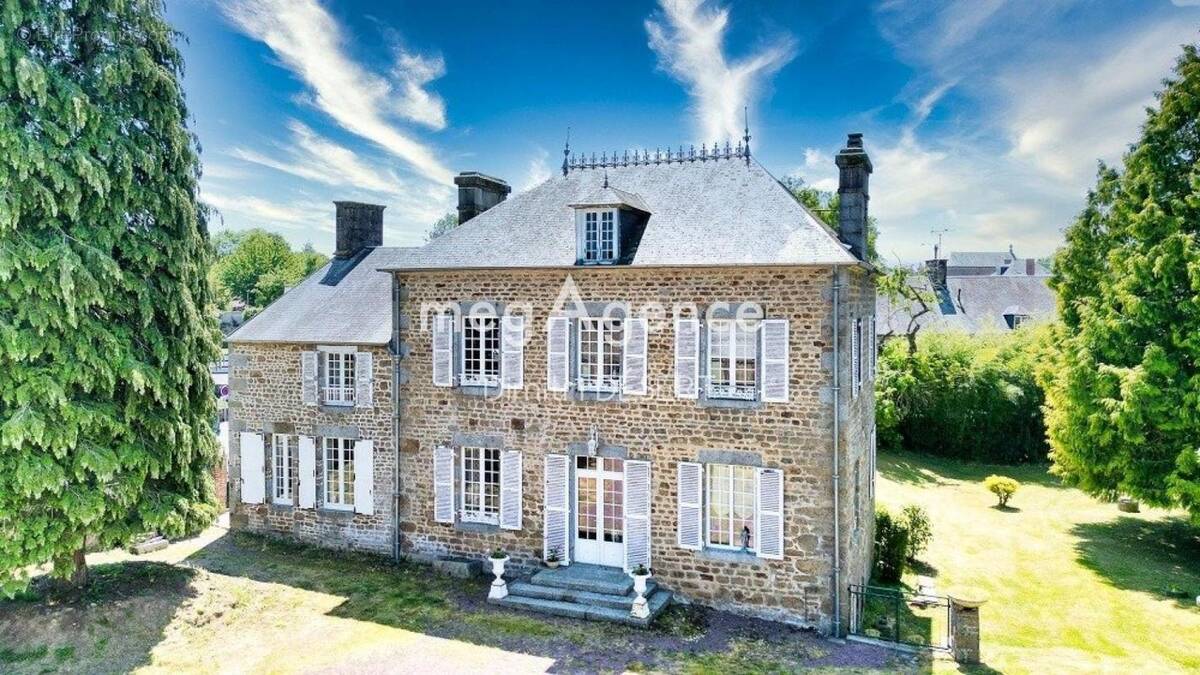 Maison à ATHIS-DE-L'ORNE