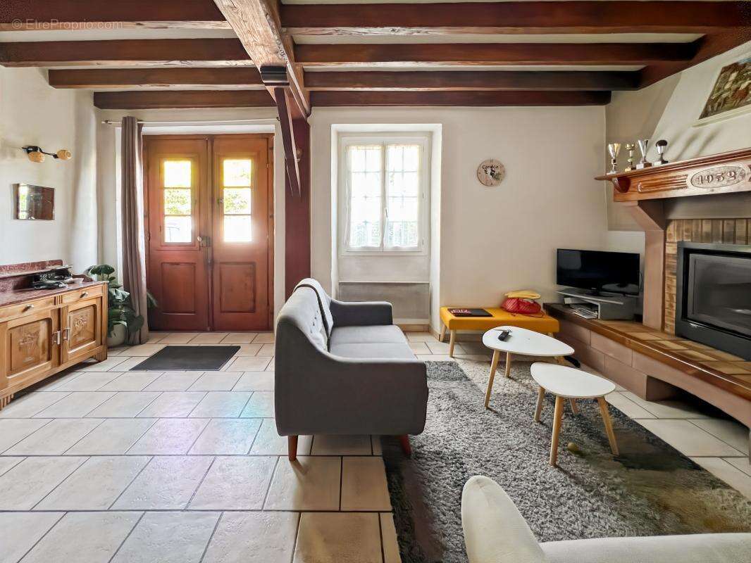 Maison à SAINT-ETIENNE-DE-BAIGORRY