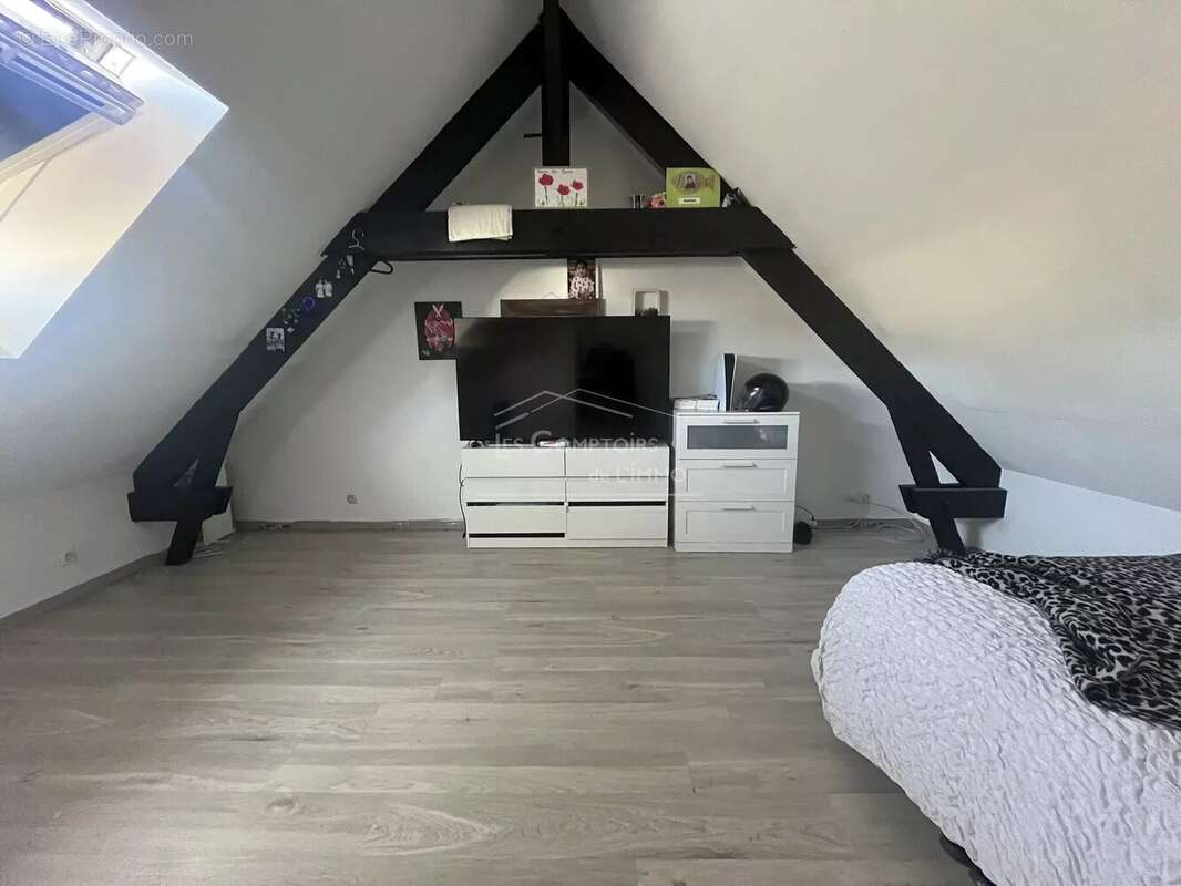 Trignac, Maison en pierre 4 chambres - photo 10