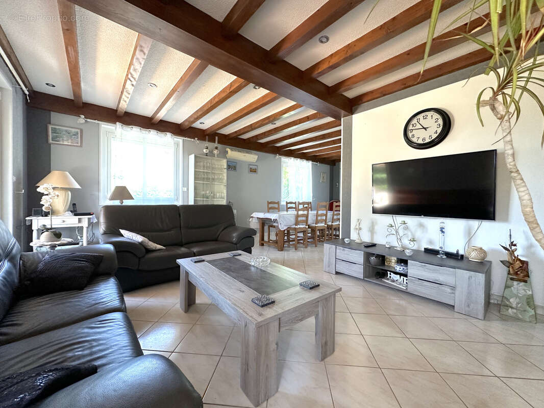 Maison à CHEYSSIEU