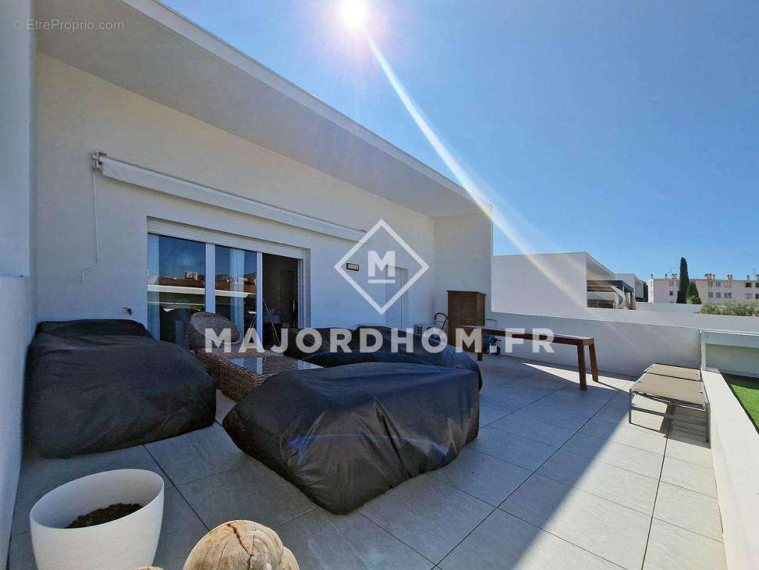 Appartement à MARSEILLE-9E