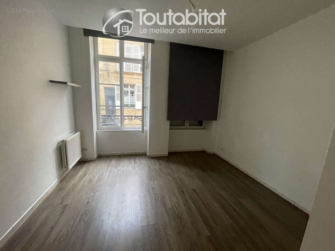 Appartement à CHARLEVILLE-MEZIERES