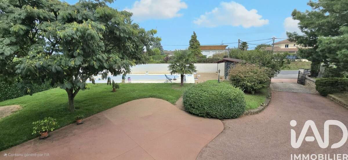 Photo 2 - Maison à ARNAS