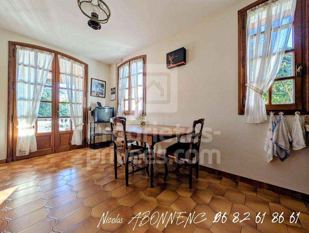 Maison à LA TRONCHE