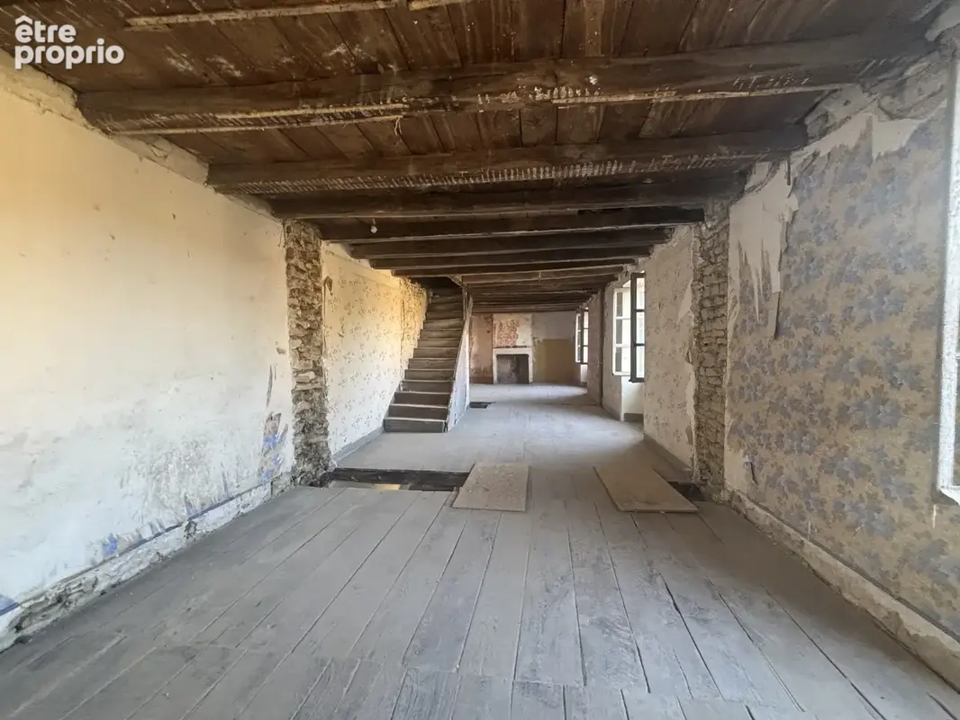 AUBE( 10) Proche de Bar/Seine : Ancien corps de ferme à rénover de 100m2 avec terrain et dépendances - photo 4