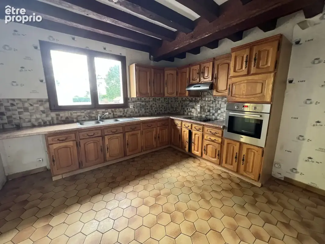 SANDILLON Maison familiale 5 chs - sous-sol / hangar - photo 5