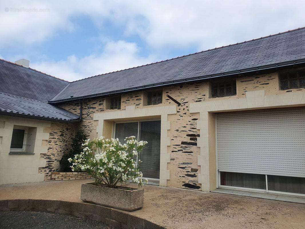 Maison à SAINT-MATHURIN-SUR-LOIRE