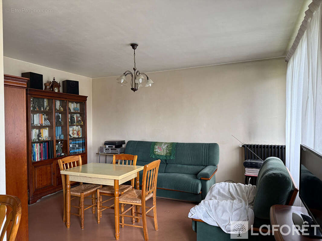 Appartement à AULNAY-SOUS-BOIS