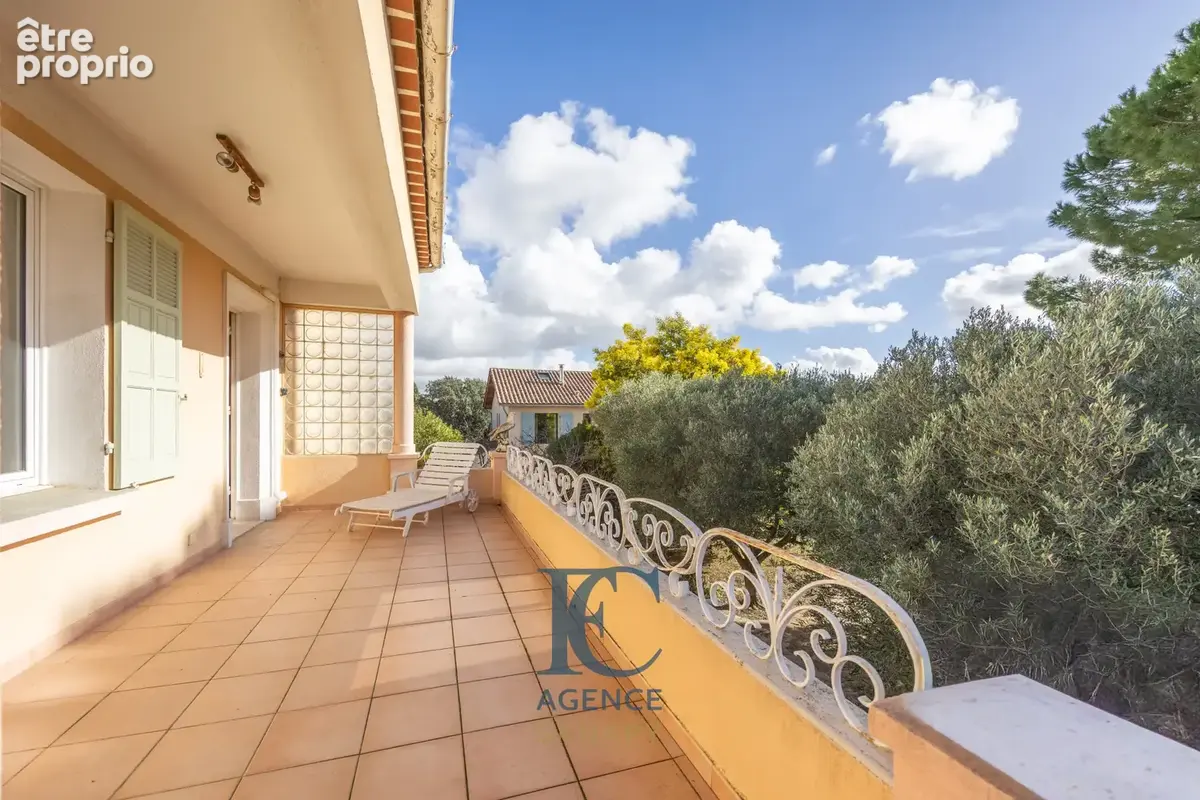 Maison de 133 m2 au calme près du centre-ville - photo 2