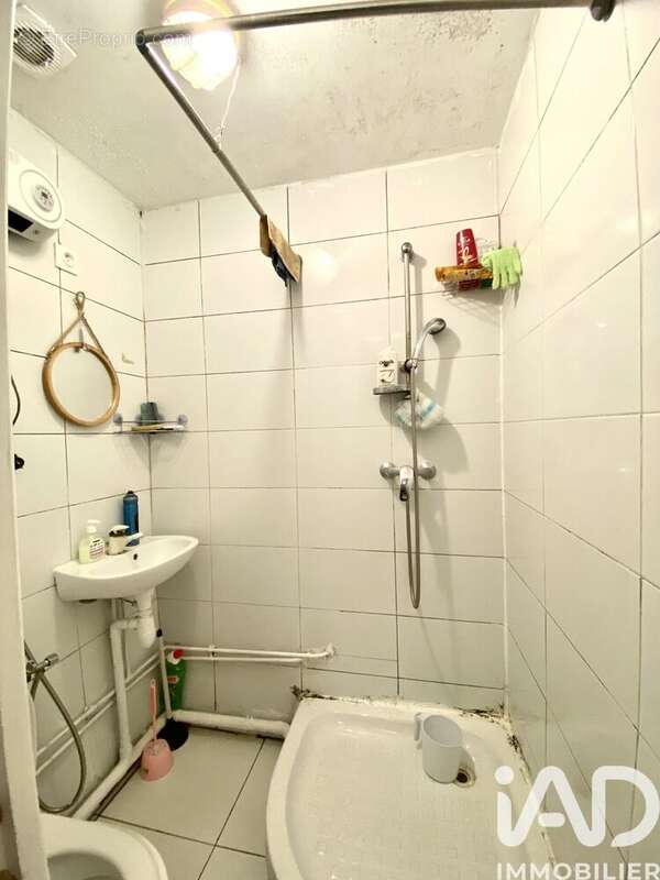 Photo 6 - Appartement à AUBERVILLIERS