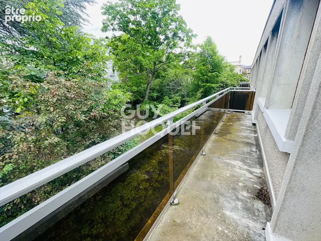 Chamalieres - Appartement type 5 125 m² , terrasse et garage - photo 11