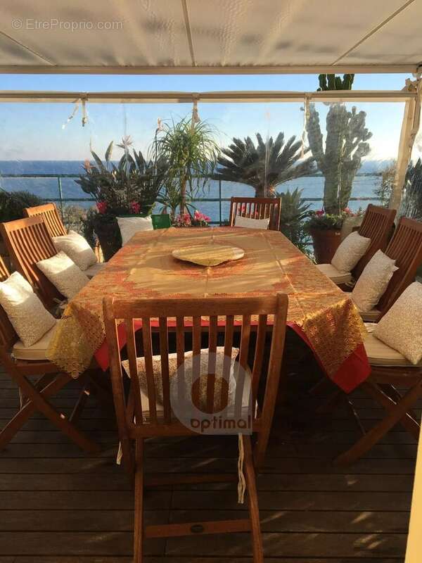 Appartement à MENTON