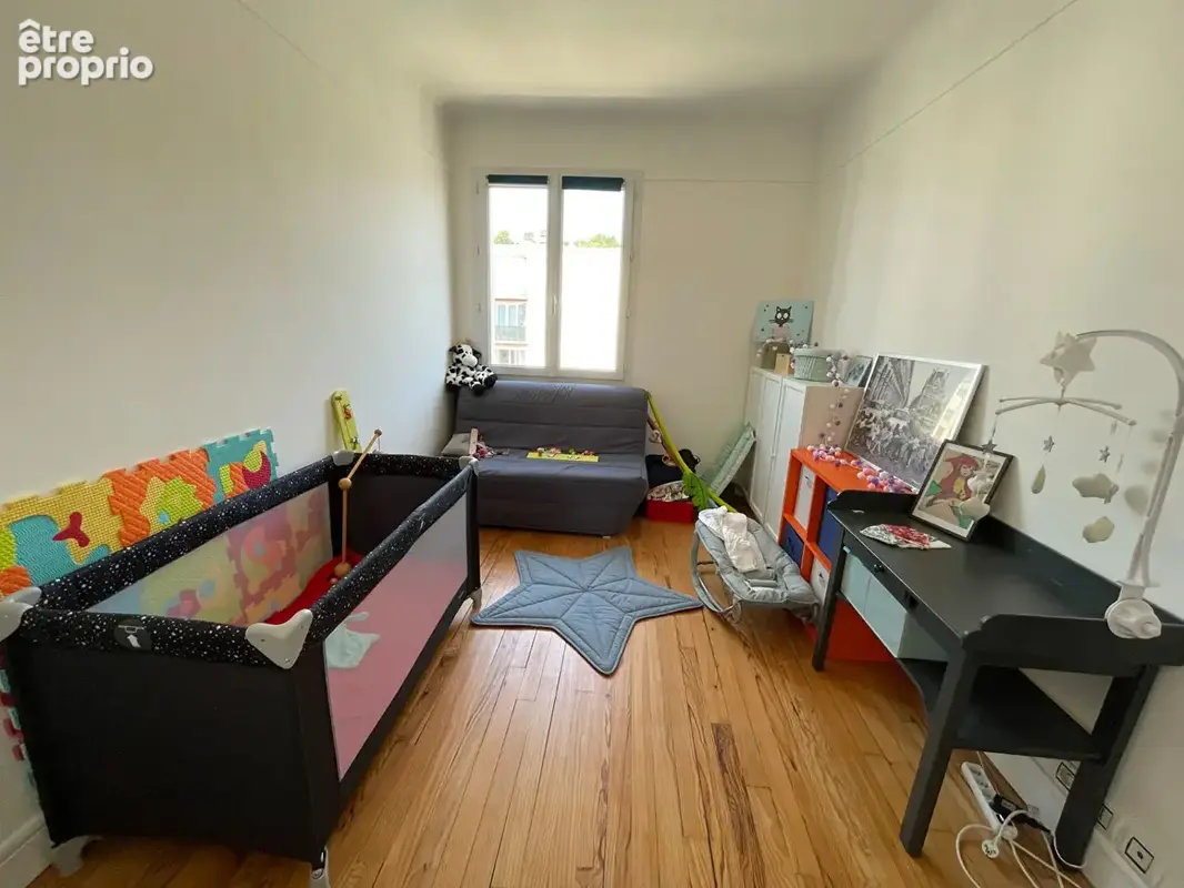 Saint roch - balcon - parking - 3 chambres - photo 9
