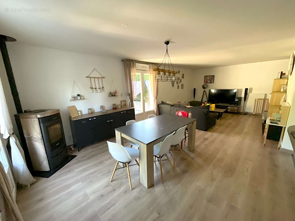 Maison Echenoz La Meline 5 pièces 120 m2 habitables 3 chambres garage terrain - photo 3