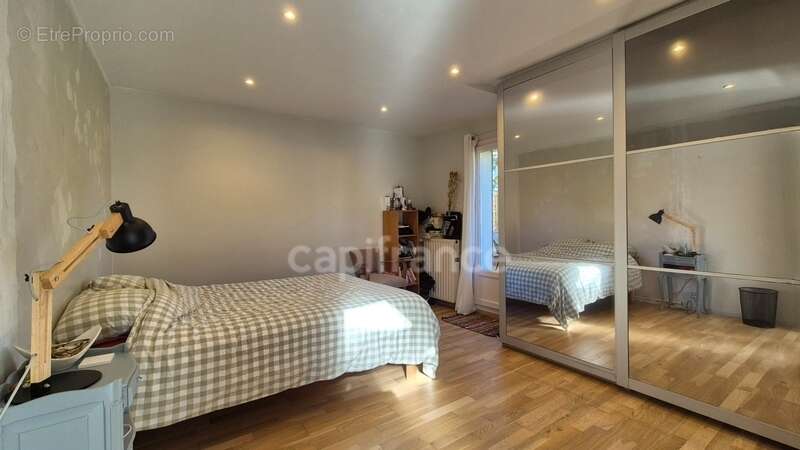 Maison à MORIGNY-CHAMPIGNY