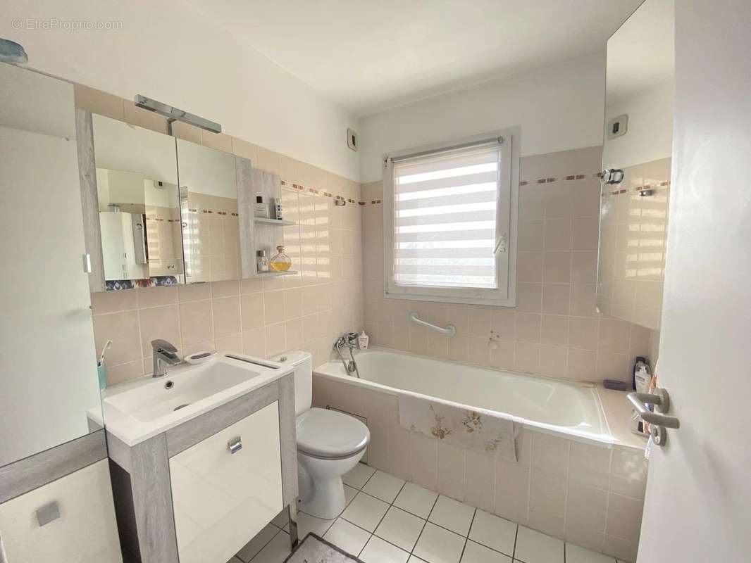 Appartement à LIVRY-GARGAN