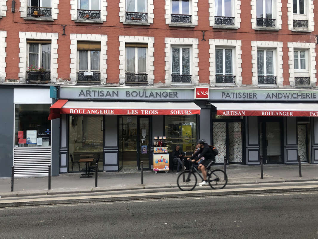 Commerce à PARIS-11E