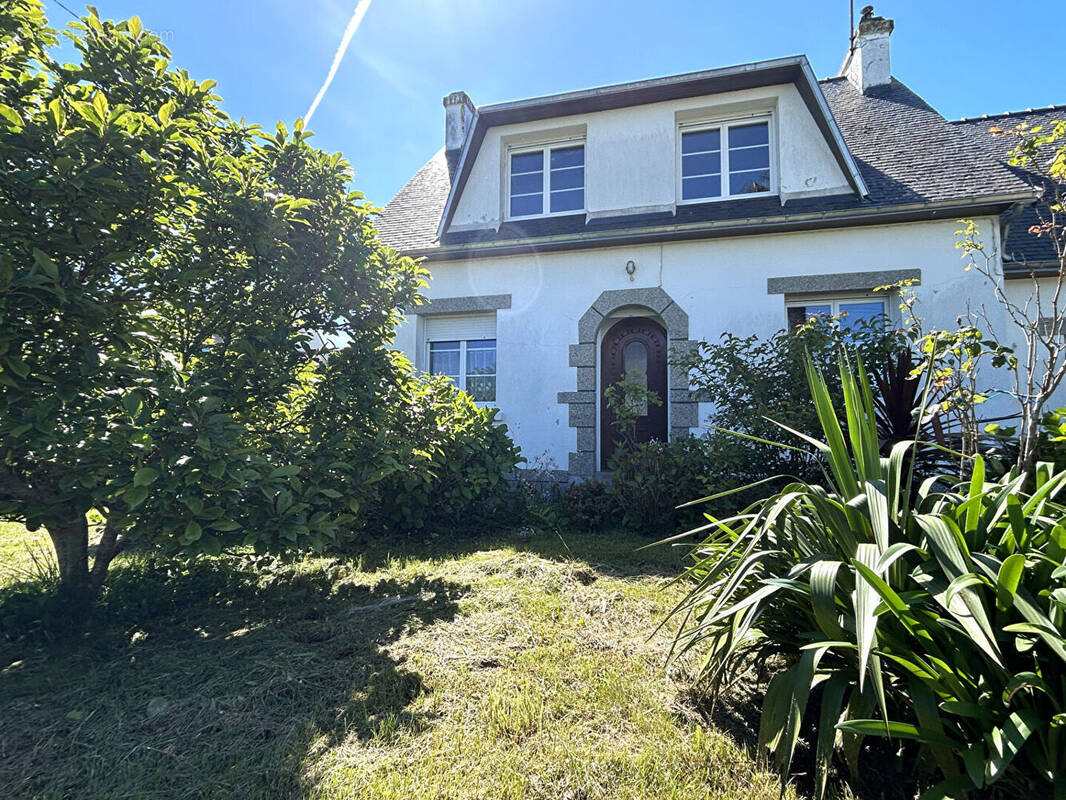 Maison à PLOMELIN