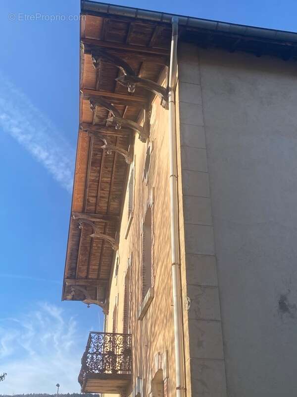 Appartement à NURIEUX-VOLOGNAT