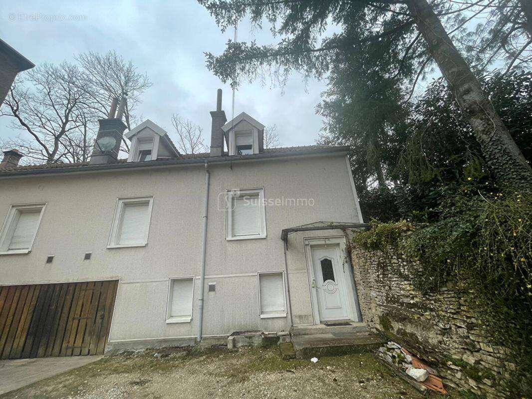 Maison à HERICOURT