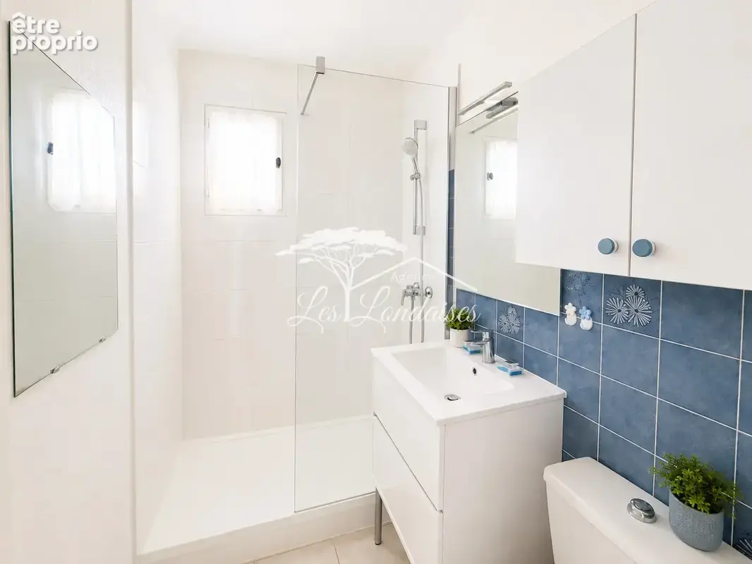 La Londe-les-Maures   Appartement meublé avec 2 terrasses, loggia et parking Vendu MEUBLÉ ÉQUIPÉ - photo 6