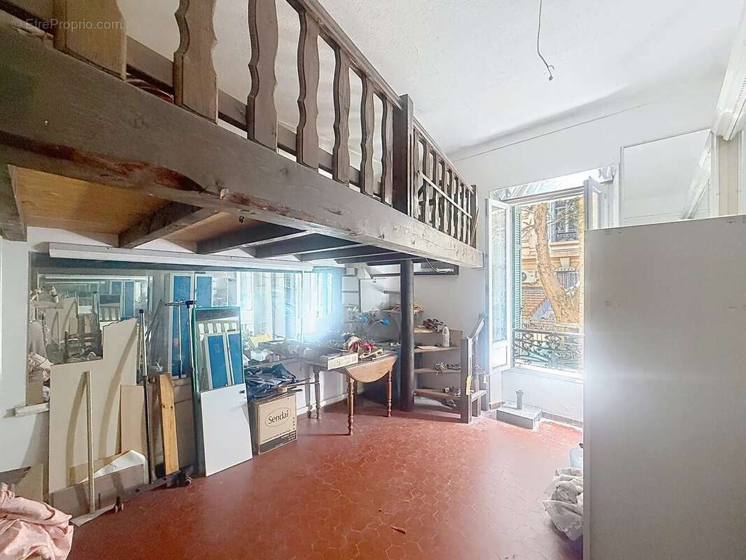 Cannes 300 m. palais : bourgeois a renover + jardin - photo 10