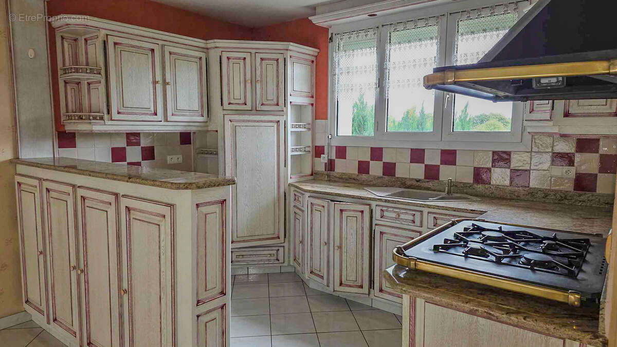 Maison à SAINT-CALAIS