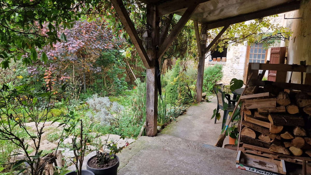 Maison à LAMONZIE-MONTASTRUC