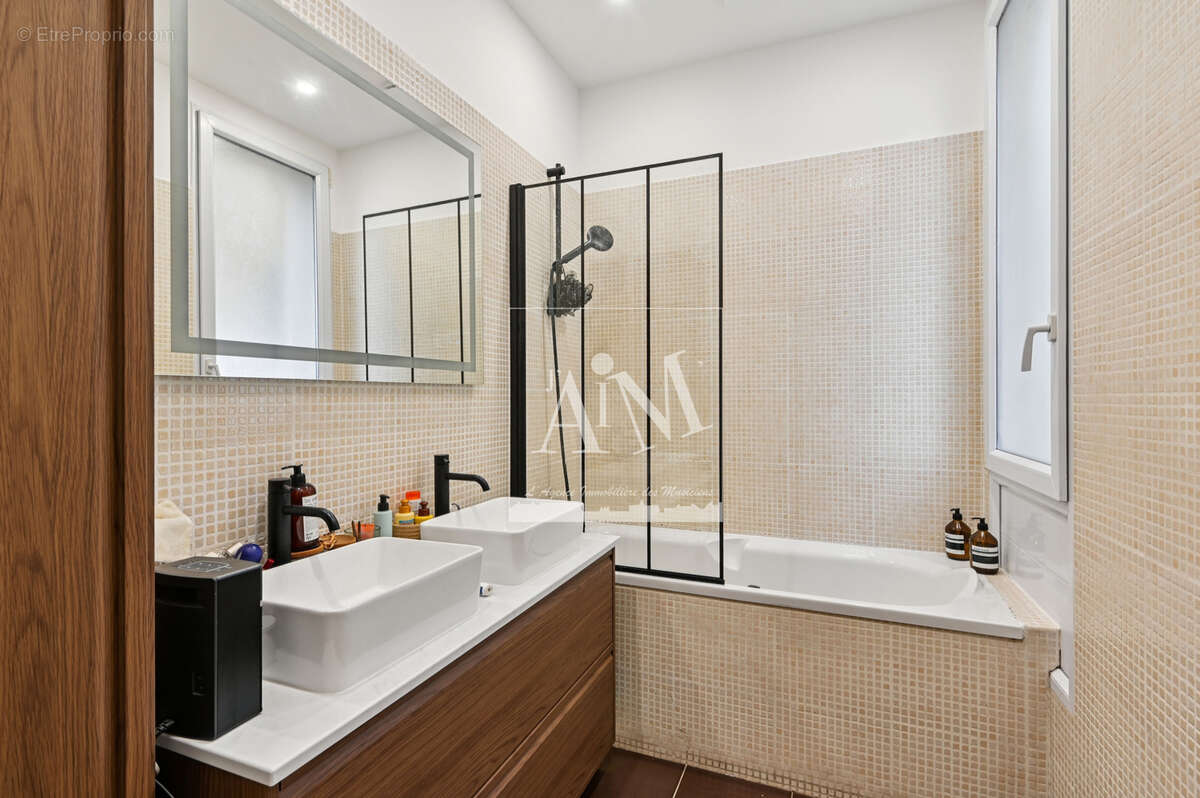 Appartement à NANTERRE