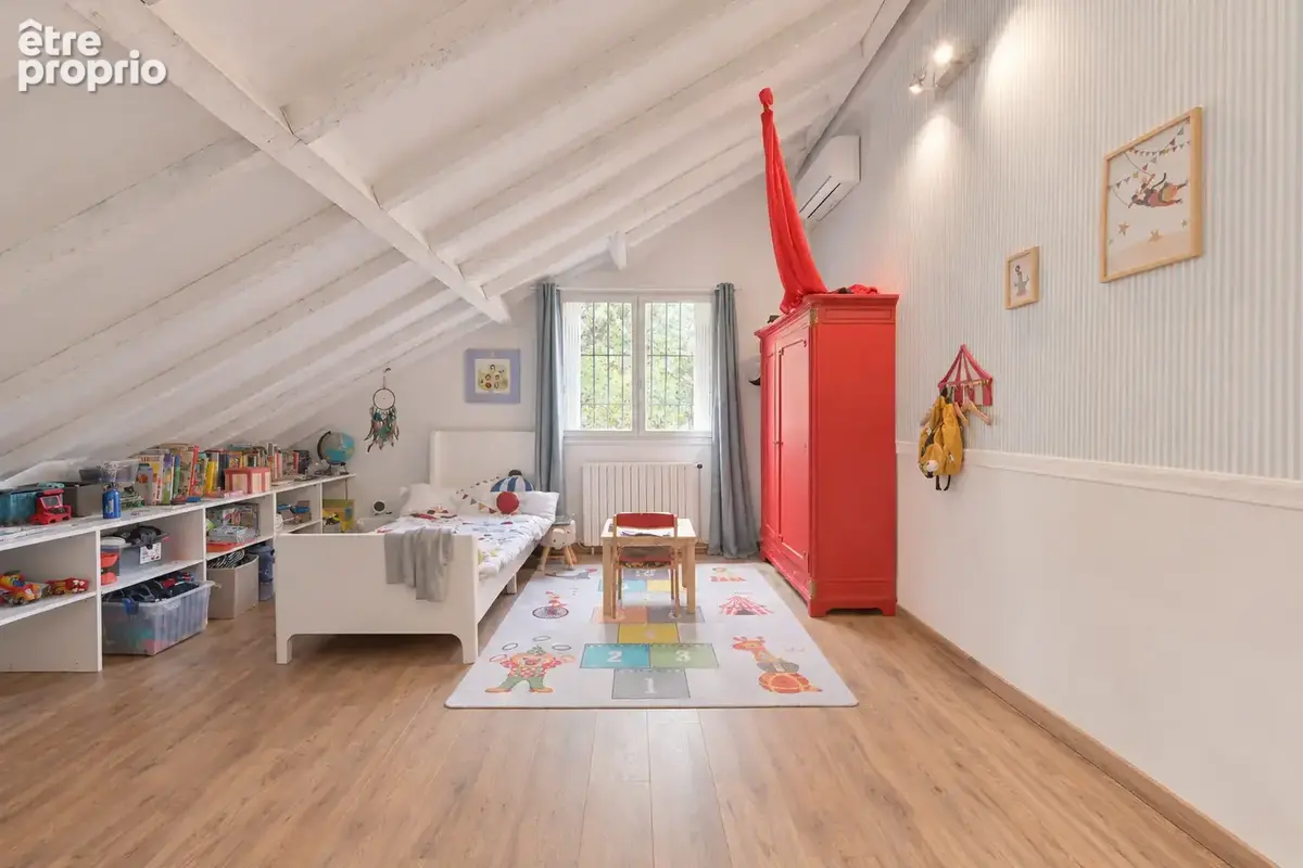 Maison de caractère avec jardin, studio indépendant et dépendances - photo 6