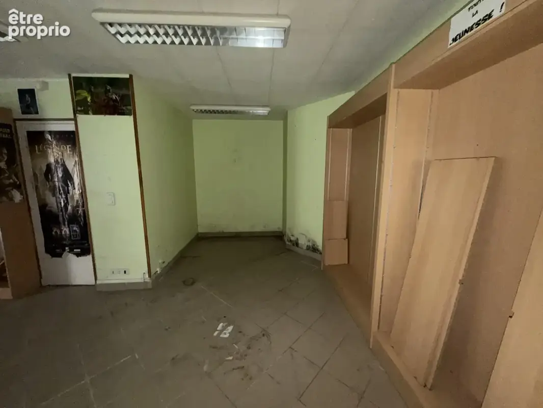 Local commercial de 40 m2   possibilité de transformation en appartement - photo 3
