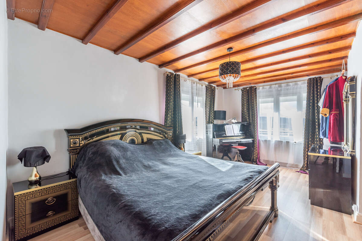 Maison à SAINT-ALBAN-SUR-LIMAGNOLE