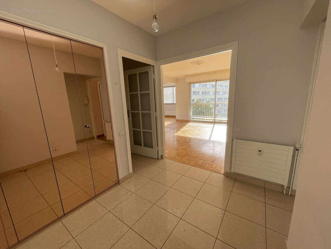 Appartement à SAINT-ETIENNE