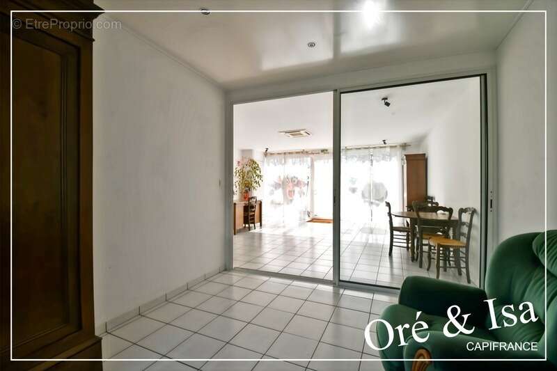 Investissement locatif ou implantation professionnelle : une opportunité à saisir ! à vendre CULAN (18) - photo 11