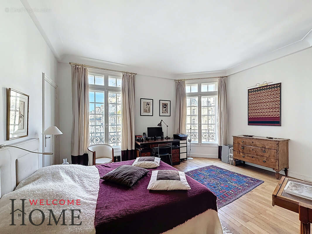 Appartement à PARIS-6E
